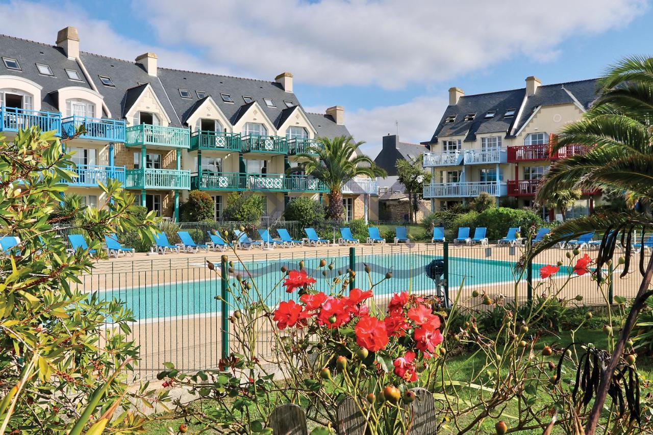 LocaLise au Guilvinec - A16 - Vue sur la mer, la piscine et le jardin - Tout à pied, plages, port, centre, commerces, marché - Wifi inclus - Animaux bienvenus - Linge de lit inclus Extérieur photo
