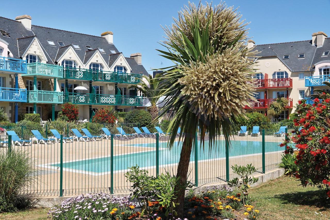 LocaLise au Guilvinec - A16 - Vue sur la mer, la piscine et le jardin - Tout à pied, plages, port, centre, commerces, marché - Wifi inclus - Animaux bienvenus - Linge de lit inclus Extérieur photo